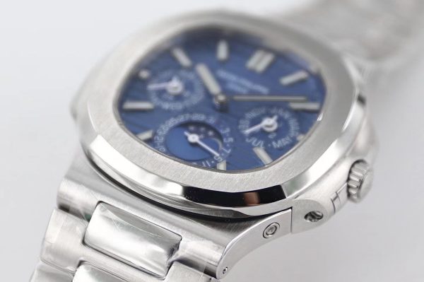 Top Super Clone Replica Patek Philippe Nautilus 5740