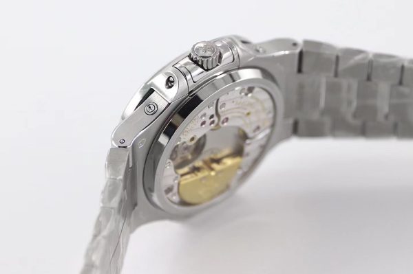 Top Super Clone Replica Patek Philippe Nautilus 5740