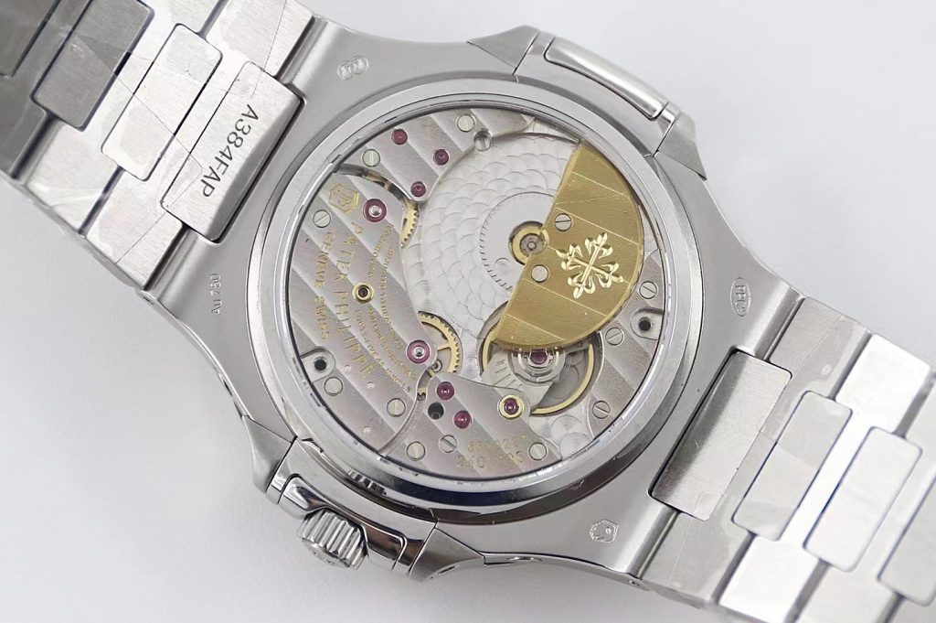 Super Clone Patek Philippe Watches Vs Real Model 4 Top Super Clone Replica Patek Philippe Nautilus 5740