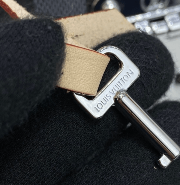 Big Replica Louis Vuitton 8 Watch Box Clone 27 Big Replica Louis Vuitton 8 Watch Box Clone