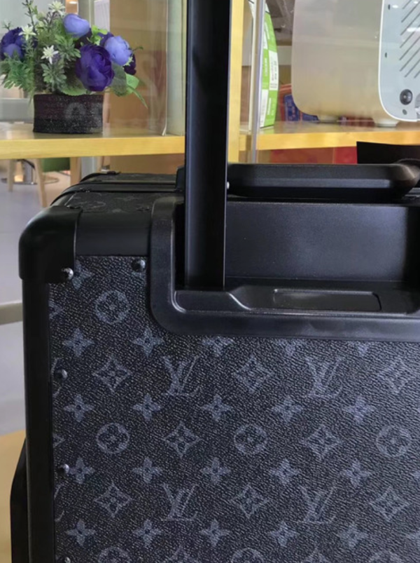 Top Grade Replica Louis Vuitton Rolling Luggage M23307 24 Top Grade Replica Louis Vuitton Rolling Luggage M23307 - Ip Empire Replica Watches