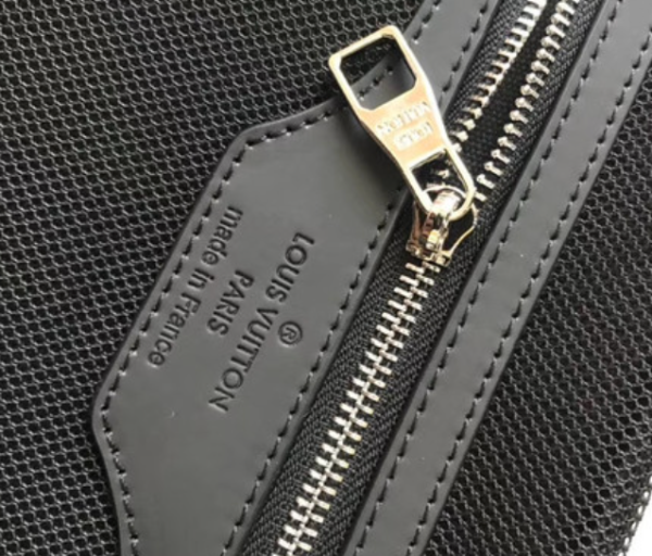 Top Grade Replica Louis Vuitton Rolling Luggage M23307 27 Top Grade Replica Louis Vuitton Rolling Luggage M23307 - Ip Empire Replica Watches