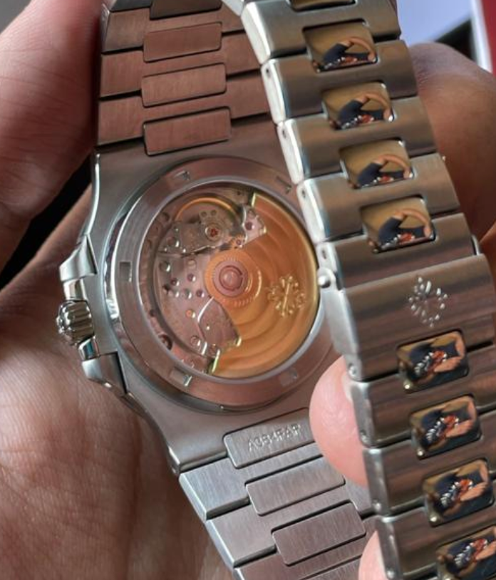 Patek Philippe Replica: Super Clone Vs Aaaa+ Quality 5 Top Swiss Replica Patek Philippe Nautilus - Silver/Dark Blue