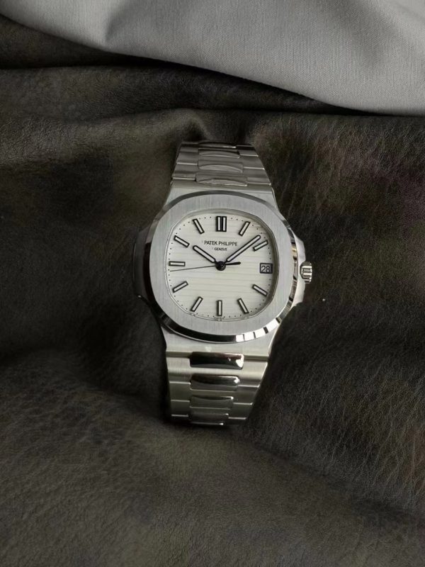 Replica Patek Philippe Nautilus 5711 White Dial 18 Replica Patek Philippe Nautilus 5711 White Dial