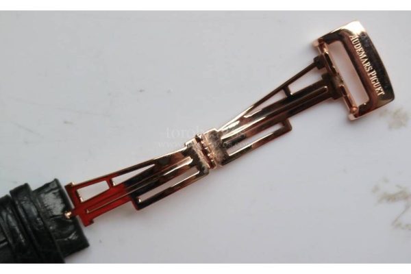 Swiss Clone Replica Ap Royal Oak - Selfwinding Leather 4 Swiss Clone Replica Ap Royal Oak - Selfwinding Leather