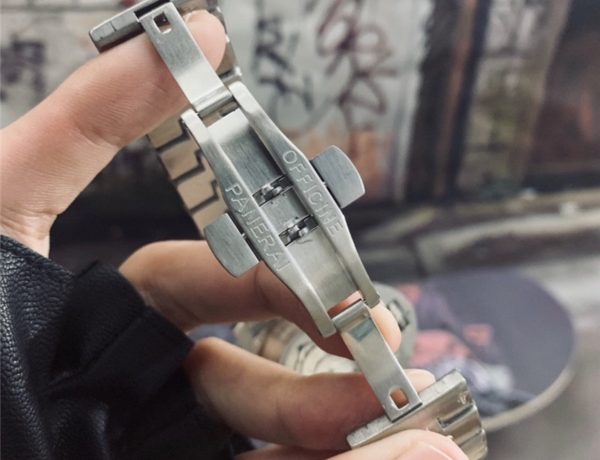 Panerai Luminor Marina Gmt Replica Acero Plata/Negro 2 Panerai Luminor Marina Gmt Replica Acero