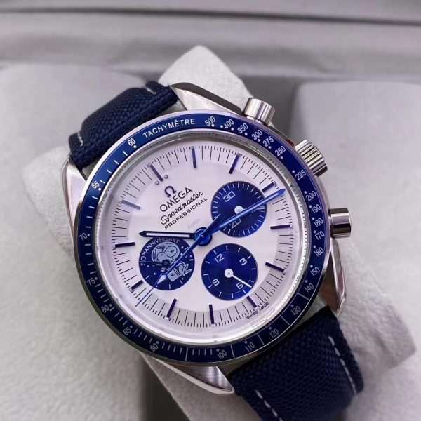 Super Clone Omega Speedmaster Snoopy Replica