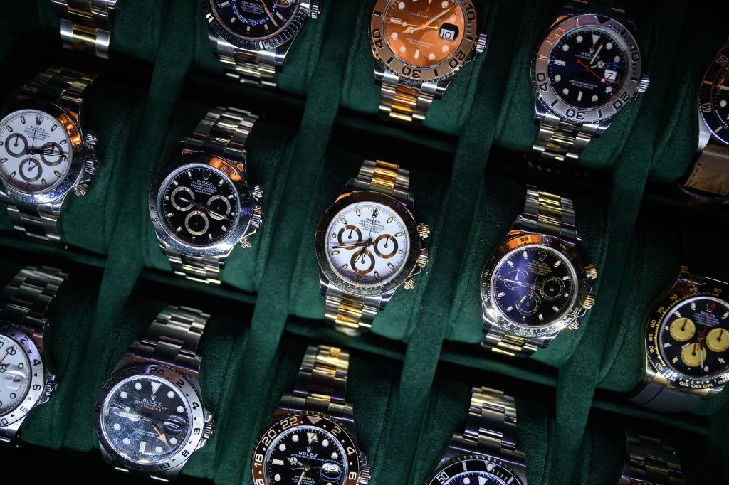 The Ultimate Guide To Buying Replica Watches Online 1 Super Clone Watches